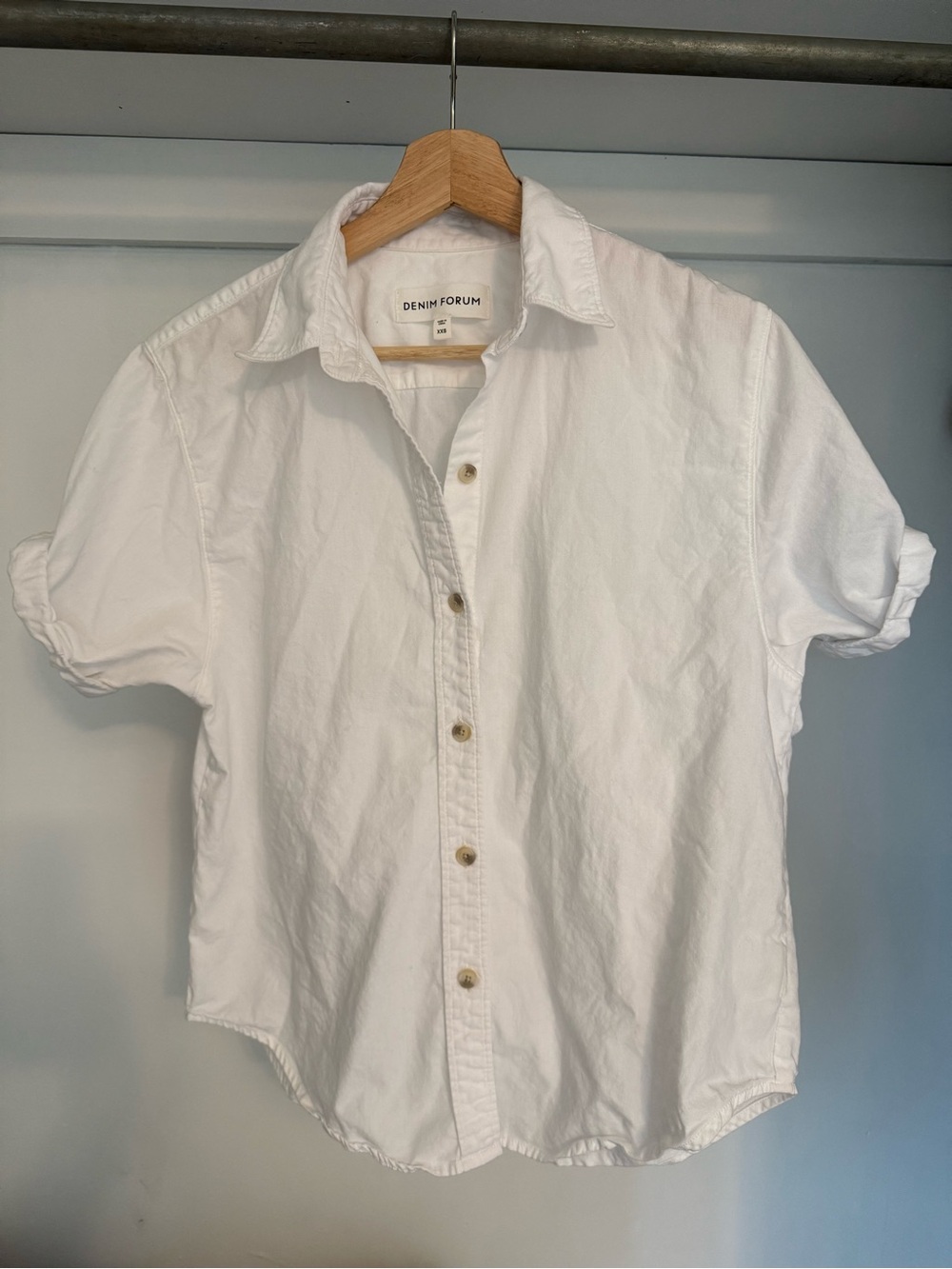 Denim Forum womens White Short-Sleeve Button-Up Shirt aritzia